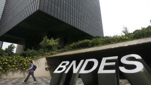 Fachada da sede do BNDES em Brasília.