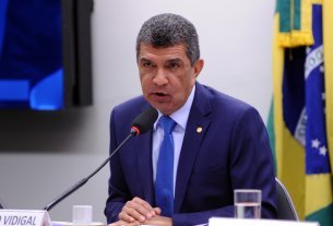 Sérgio Vidigal é o presidente da subcomissão especial de obras inacabadas