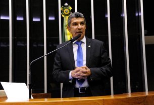 Da tribuna, Sérgio Vidigal defende redução da tarifa de energia